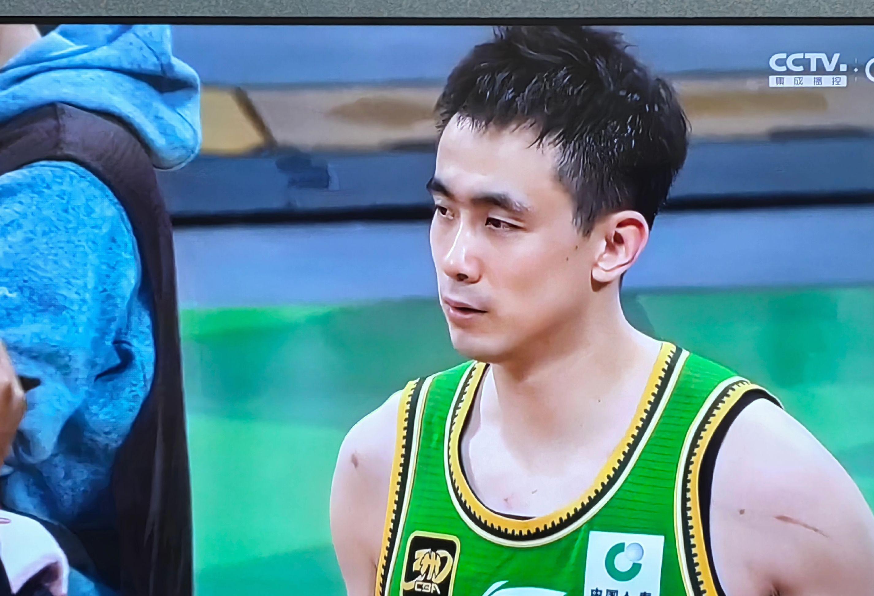 广厦男篮发布备战花絮,今晨内部沟通,欧篮联任务艰巨,身体对抗强度拉满(蓝思科技董事长女儿照片) 广厦男篮发布备战花絮,今晨内部沟通,欧篮联任务艰巨,身体对抗强度拉满(蓝思科技董事长女儿照片)