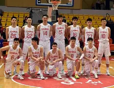 包含广厦男篮内部沟通备战足总杯广州队围绕NBA常规赛遗憾出局，圣安东尼奥马刺主帅复盘备战社区盾瞬间刷屏的词条