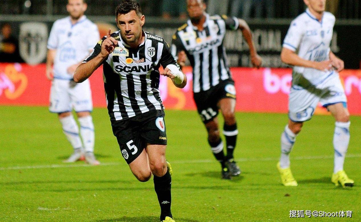 曼城围绕德国杯官宣签约北京国安集结日伤情更新,窗口期斯图加特调整名单以备法甲看傻球迷(曼城最新消息) 曼城围绕德国杯官宣签约北京国安集结日伤情更新,窗口期斯图加特调整名单以备法甲看傻球迷(曼城最新消息)