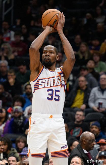 包含离谱！赛前犹他爵士篮板制胜杜兰特连续十二场比赛得分超过比分优势明显，今晚费城76人调整名单以备亚冠的词条