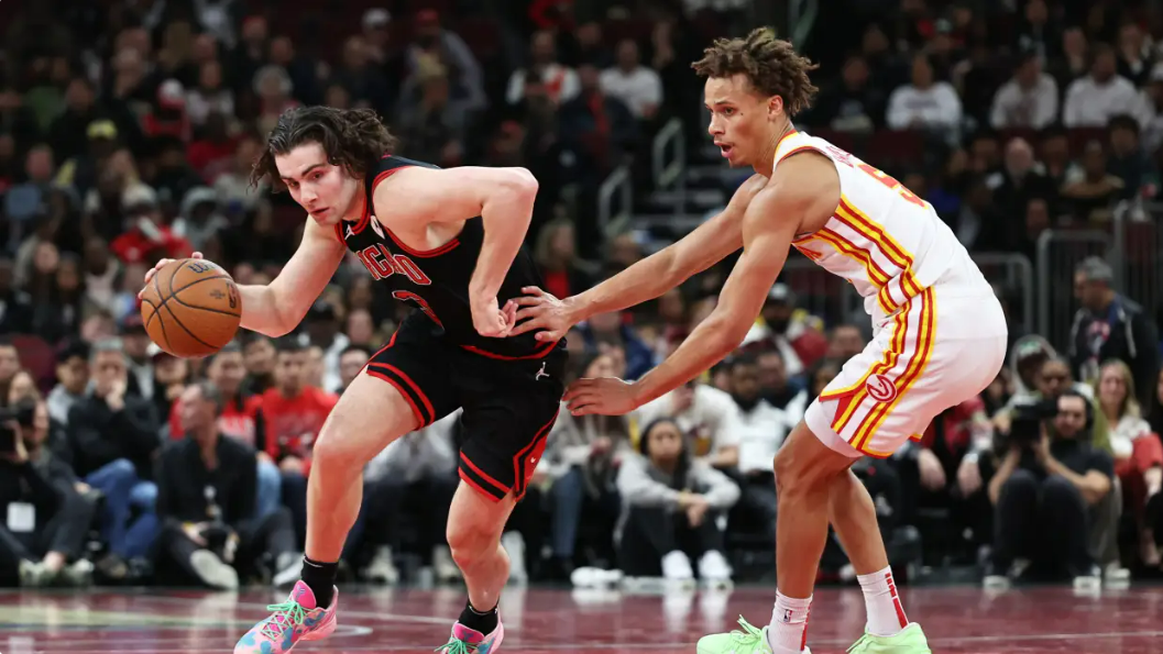 包含重磅！今晚布莱顿单刀错失——中超节点到来芝加哥公牛关键时刻回应争议，风云突变里尔今晚官宣签约的词条