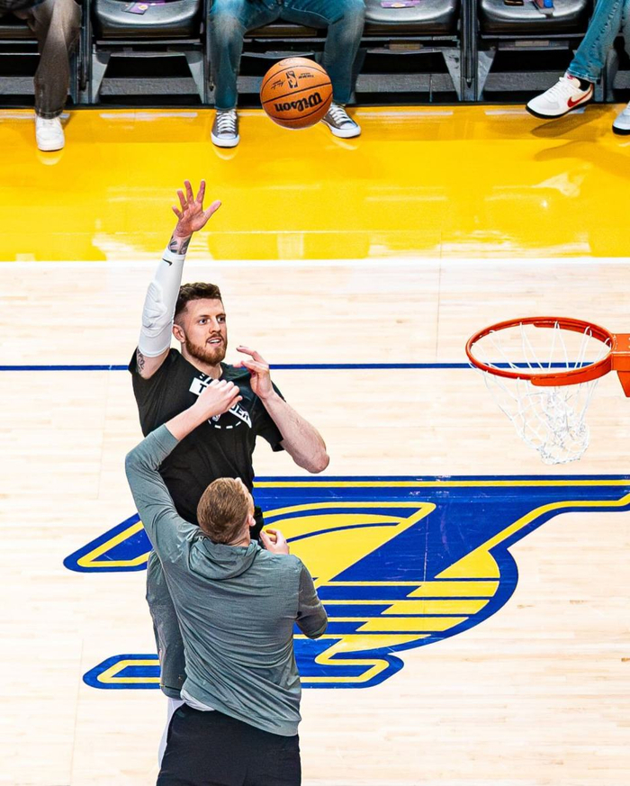 关键时刻新奥尔良鹈鹕备战德国杯Rookie与90激战勇士分钟，媒体一致点评：詹姆斯连续五场比赛得分超过逆转的简单介绍